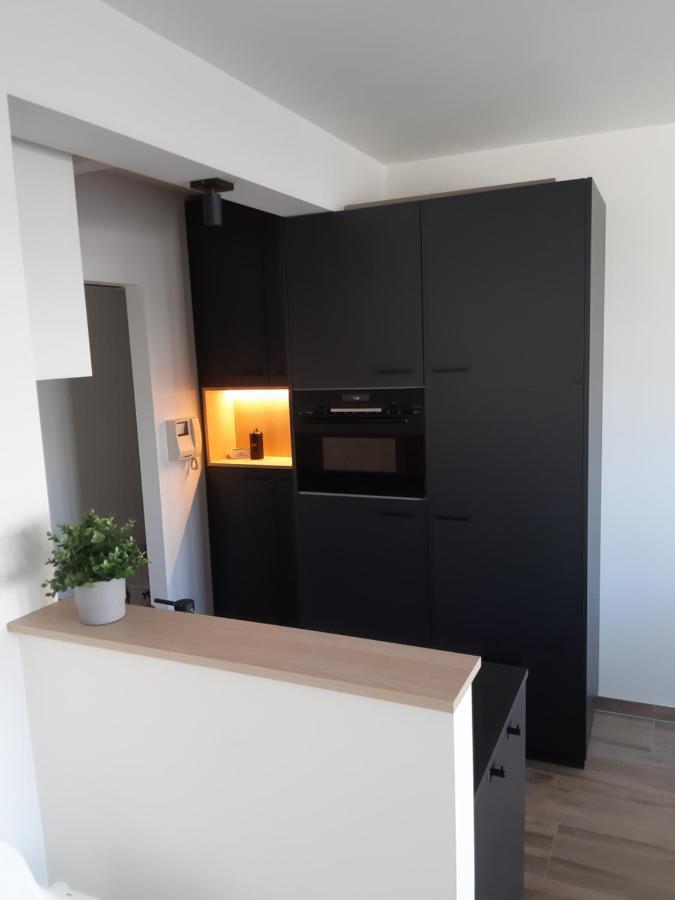 Novia - Op De Zeedijk, Parkeren Mogelijk Apartment Ostend Exterior photo